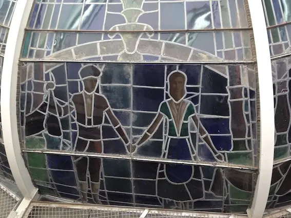 アルベニス宮殿 ドーム人物画クローズアップ